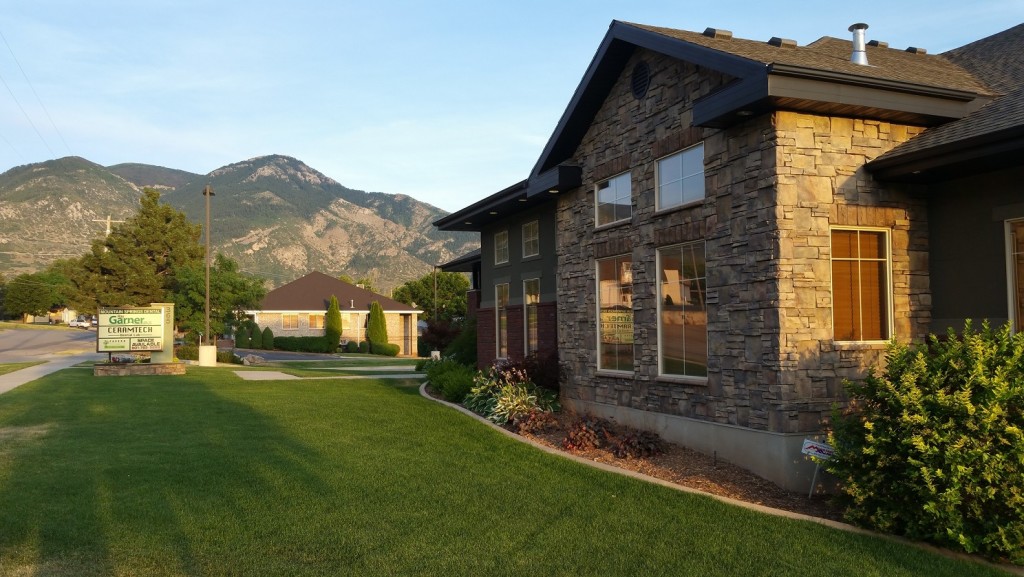 Outside view of Favero Chiropractic Clinic evening